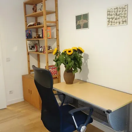 Private Rooms In Prenzlauerberg Berlijn Buitenkant foto